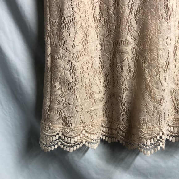 H&M divided cream color knit scalloped edge dress euc sz 4 - Picture 8 of 11